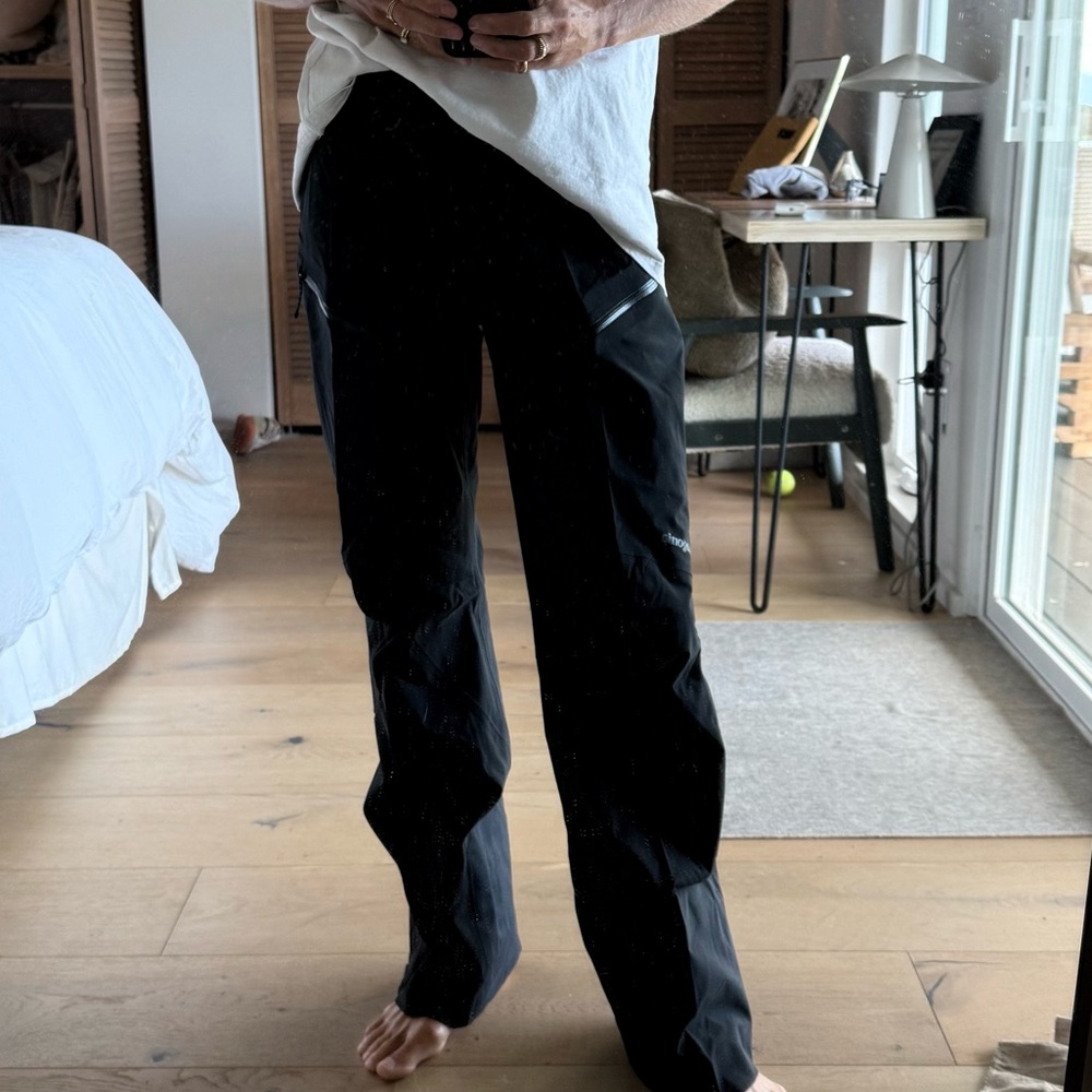NEW Patagonia Women's Ski / Snowboard Pants - Black - XS - Picture 2 of 8